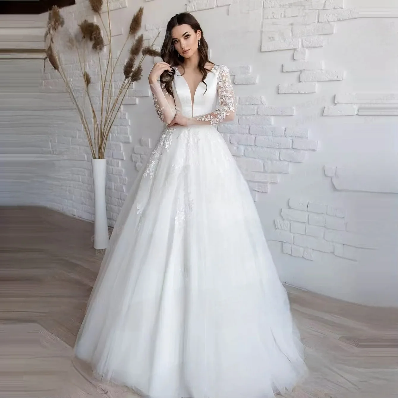 

Customzied Wedding Dresses Woman's A-Line Sexy Princess Full Sleeve Backless Appliques Bride Gowns Vestido De Noivas