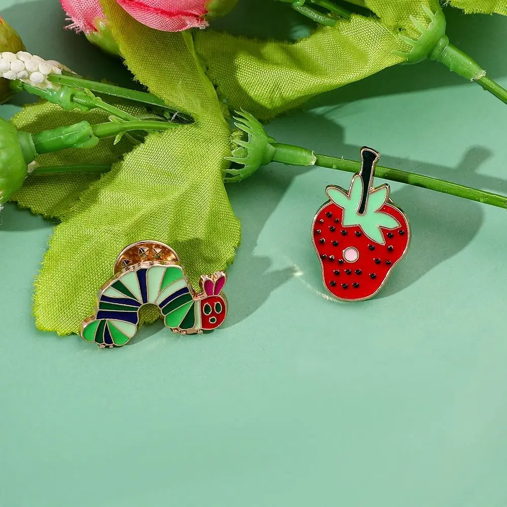 Fruit Hungry Caterpillar Enamel Brooches Personality Take a Bite Strawberry Brooches Cartoon Metal Badge Pin for Friends