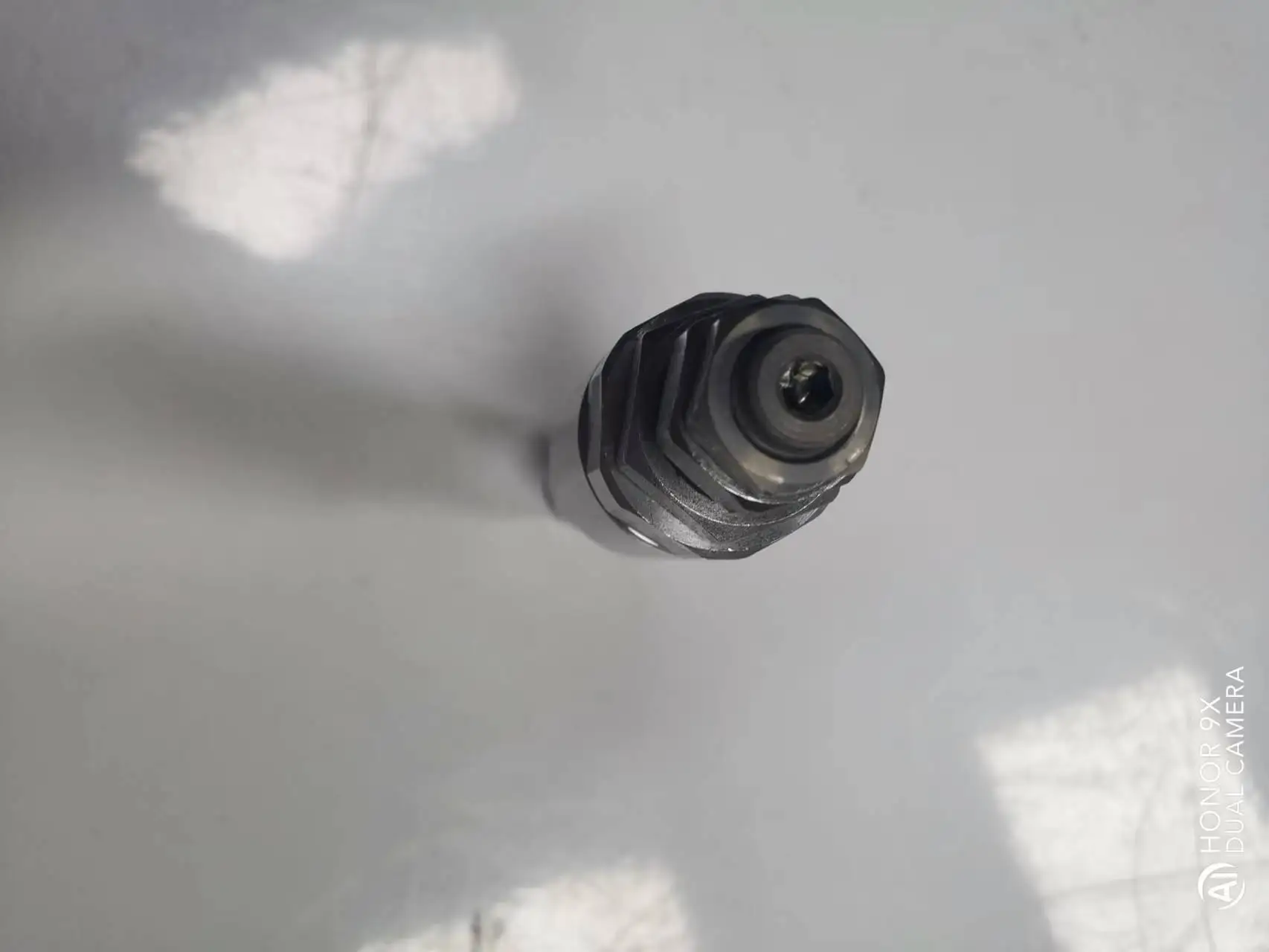 31N6-17400 XKBF-00094 XKBF-00895 صمام تنفيس رئيسي لحفارة هيونداي R140W-7 R210LC-7 R215LC-7 R220LC-7 R225LC-7 R300LC-7