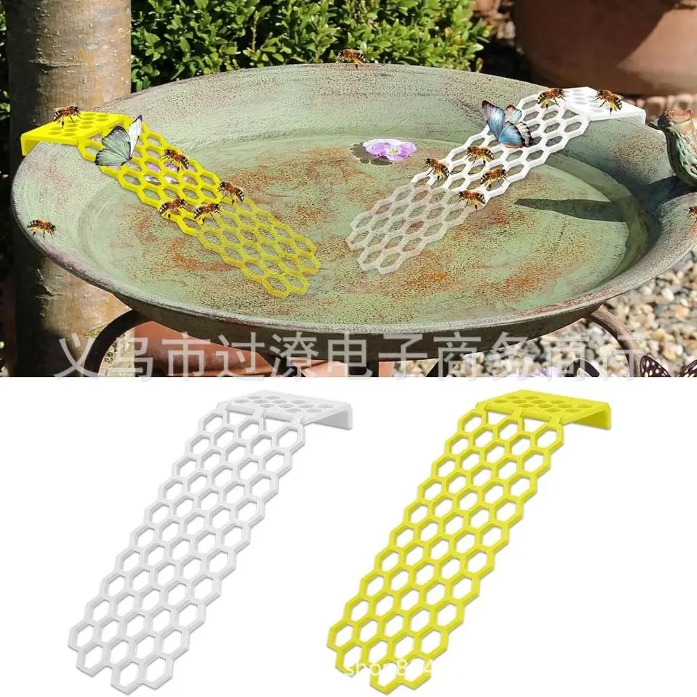 Plastic Floating Bee Ladder Beekeeper Gift White Yellow Floating Bee Island Thirsty Pollinators Bee Water Catcher for Outdoor