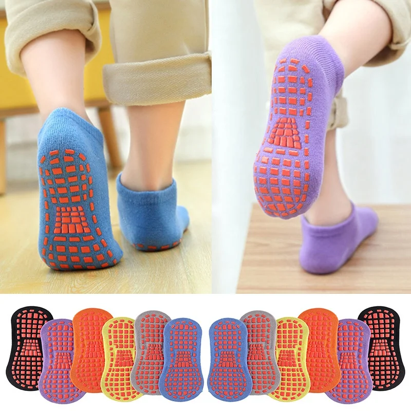 جوارب قصيرة مرنة صبي فتاة خارج الاطفال الكبار المضادة للانزلاق جورب الترامبولين جورب القطن تنفس الأسرة الرياضة اليوغا الجوارب