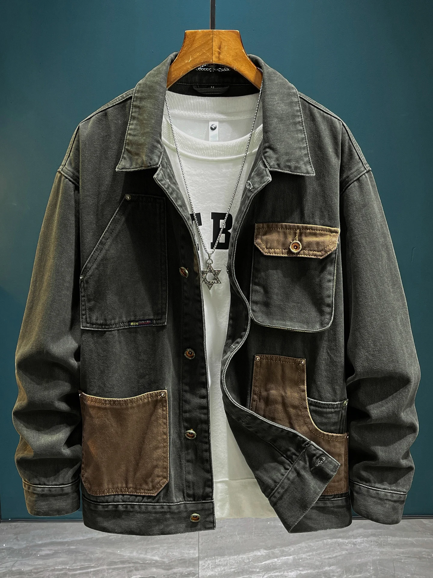 

Высококачественная цветная мужская джинсовая куртка, повседневная парусиновая рабочая одежда, винтажная осенняя новинка, модная брендовая свободная посадка, дышащая одежда