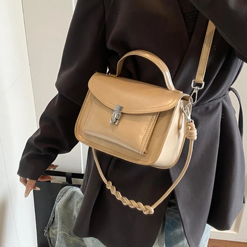 

Fashion Women's Handbag Versatile Messenger Bag Small Square Bag with Mobile Phone Pocket PU Lining Повседневная Сумка