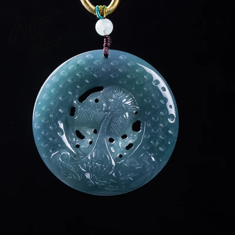 

Натуральный бирманский изумруд, кулон-слиток «Бог удачи» с голубой водой, нефритовые амулеты, дизайнерские модные украшения, подарки для мужчин и женщин