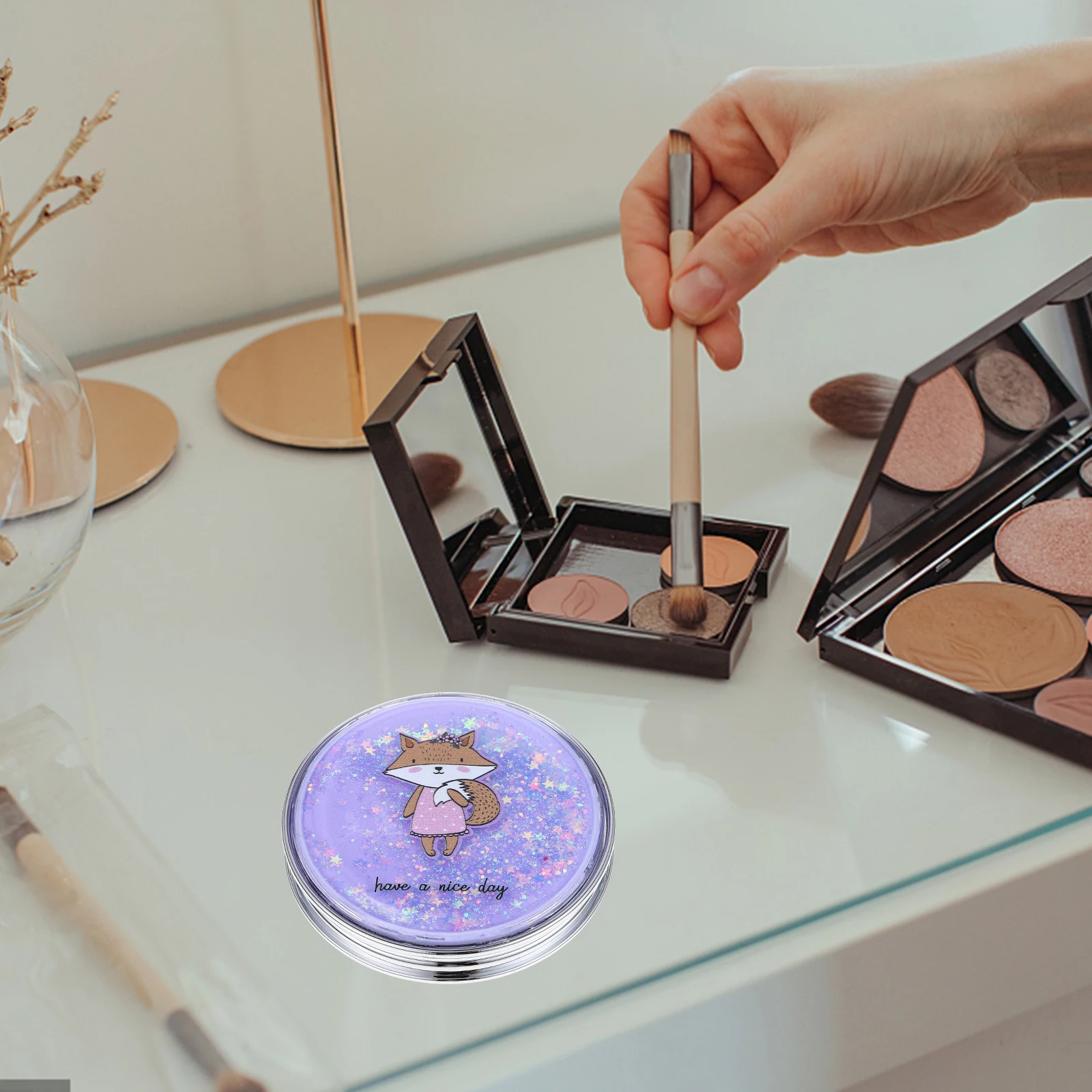 Make-upspiegel met glittereffect Compacte ronde dubbelzijdige draagbare minispiegel voor dames Reizen Outdoor Mode make-upaccessoire