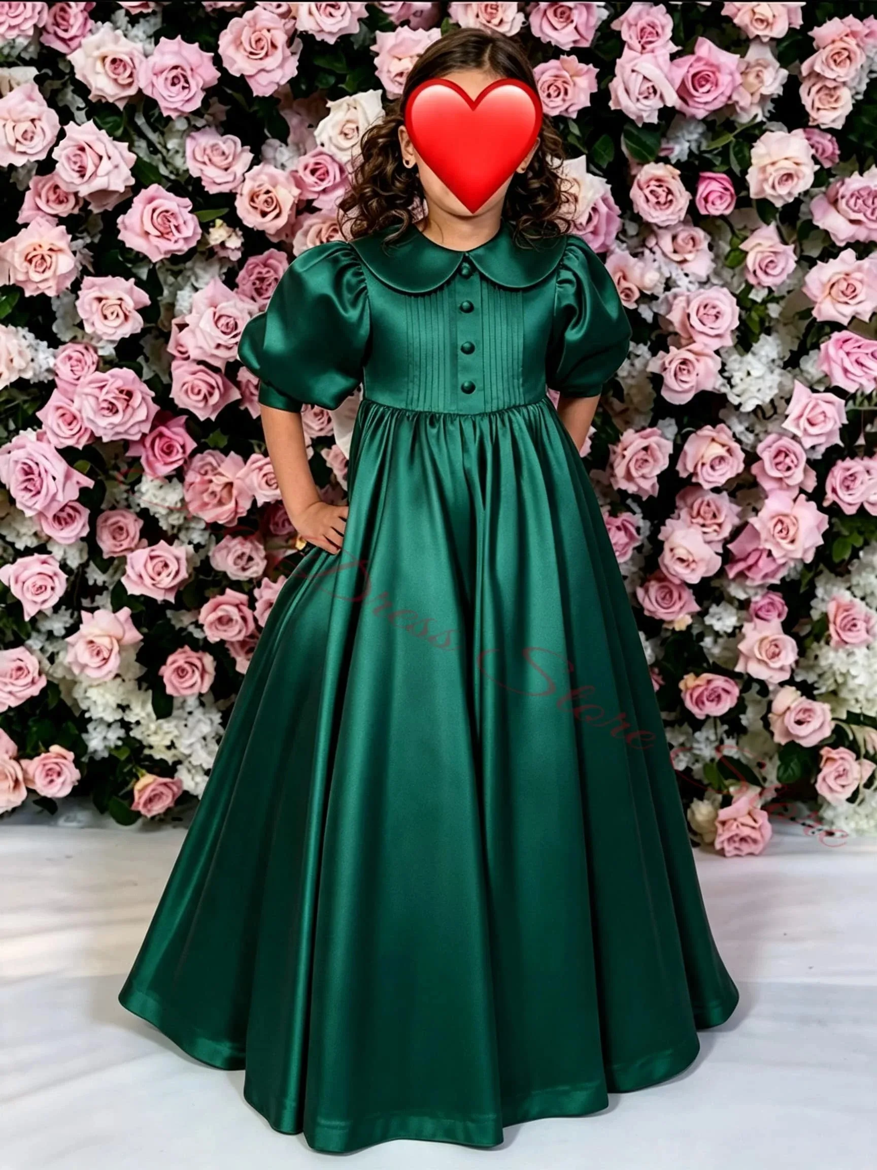 Blumenmädchenkleid Grün Erstkommunionkleid für Mädchen mit Stehkragen und Ballonärmeln für Hochzeit Großhandel Maßgeschneidertes Partykleid – Detail 1