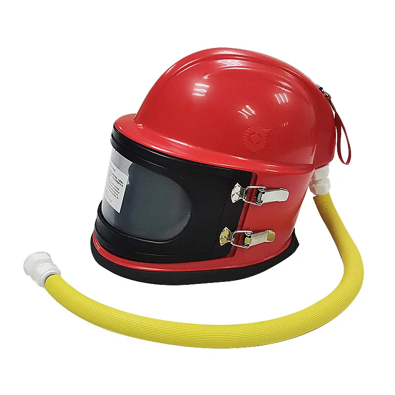 The oxygen supply protective cap of the helmet sandblasting room of the high-pressure sandblasting machine can be equipped