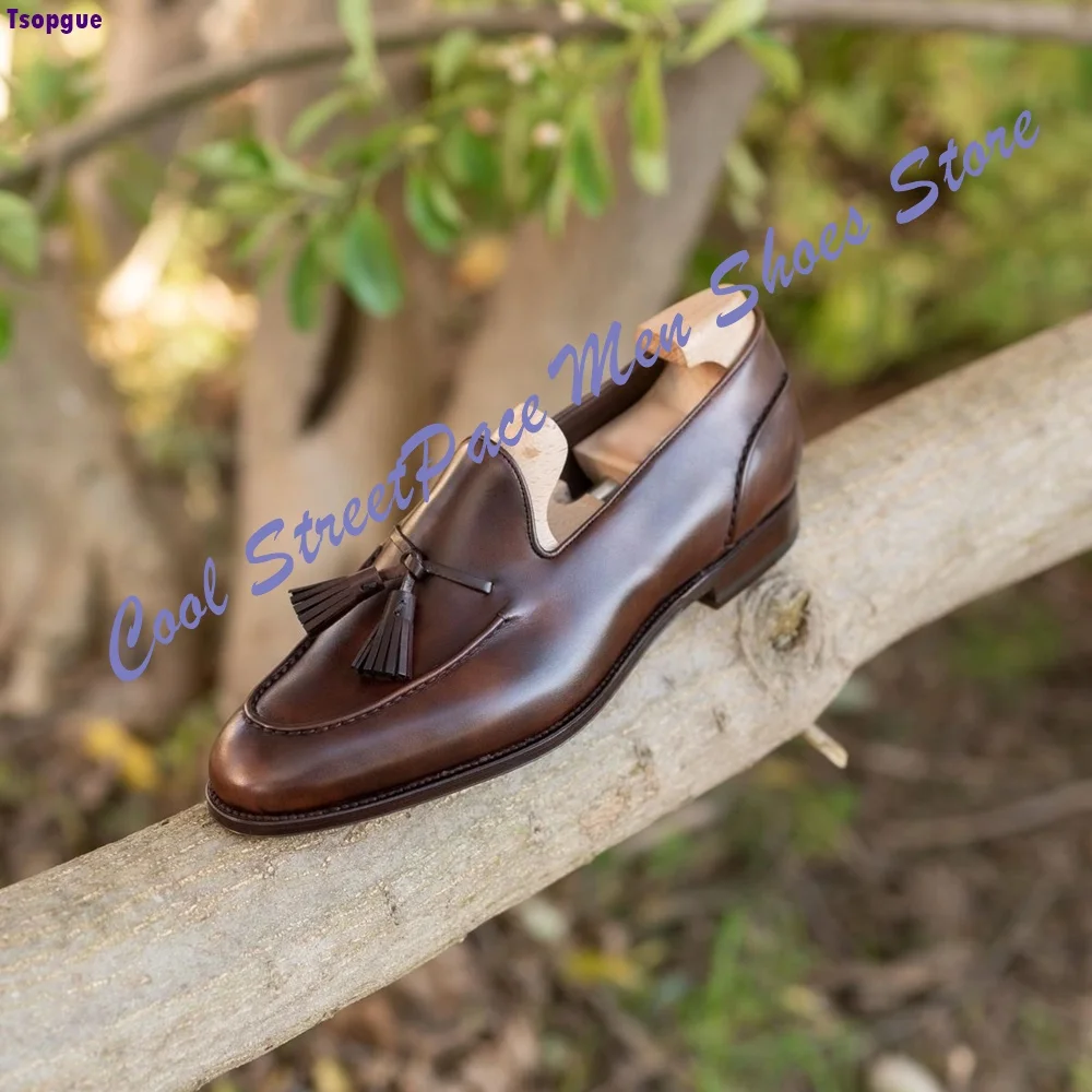 Mocasines de hombre con flecos y borlas, de color marrón oscuro, con acabado pulido, de cuero sintético, para ocasiones formales, bodas, eventos de negocios y fiestas. Zapatillas para mujer.