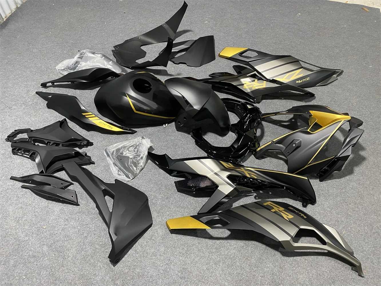 Motorcycle Fairings Kit Fit For ZX-25R ZX-4R 2019 2020 2021 2022 2023 Bodywork Set High Quality ABS Injection Black gold