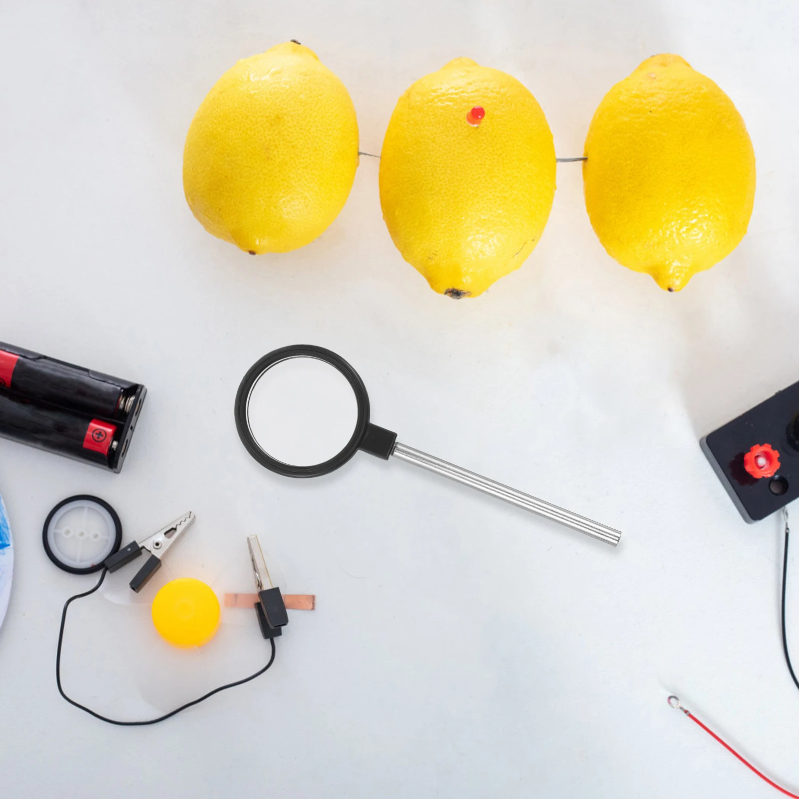 

1pcs Handheld Magnifying Glass 4Cm Portable Reading Magnifier For Kids Seniors Small Round Lens Observation Tool Loupe For Books