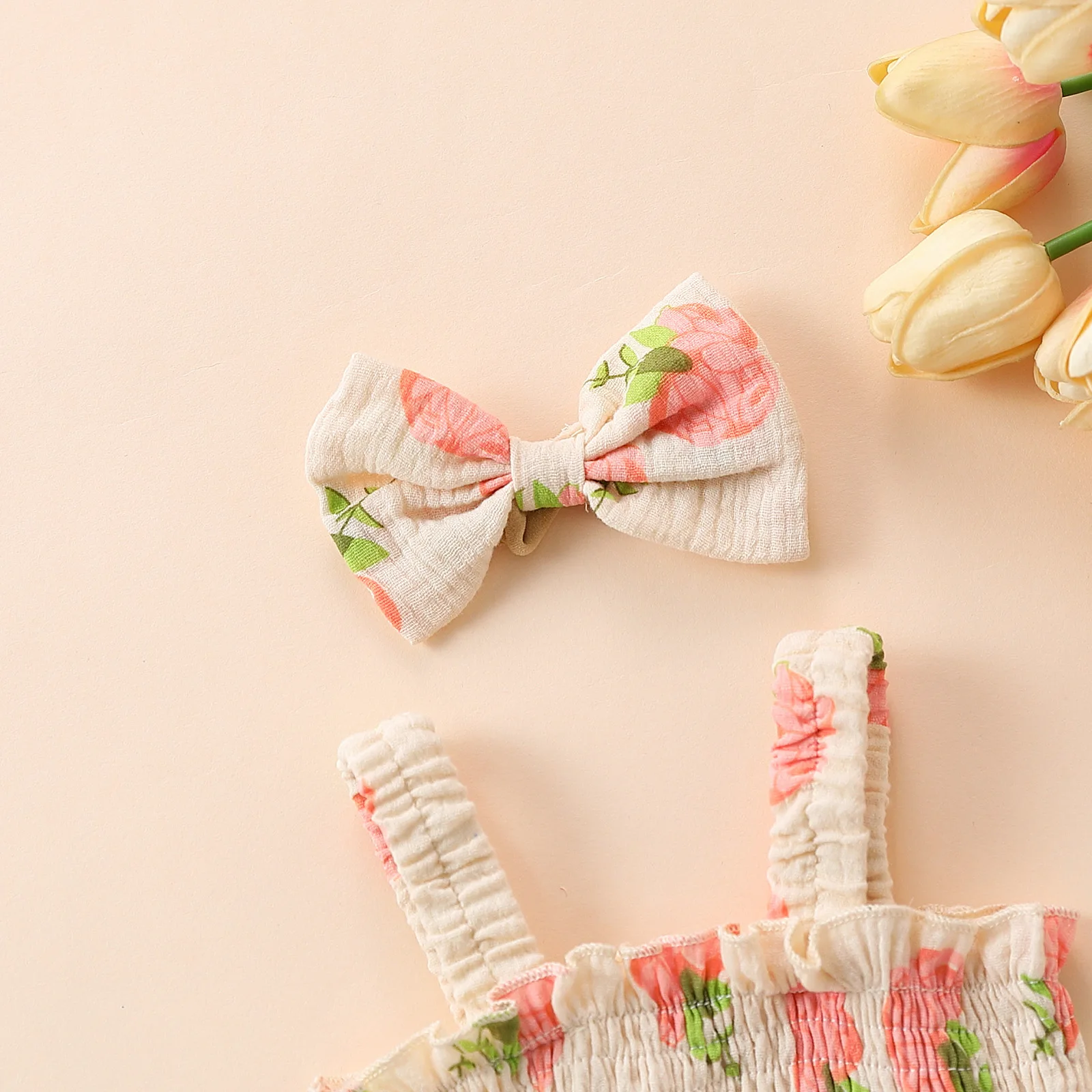 Summer female infant peach embroidered triangular Romper sweet and cute