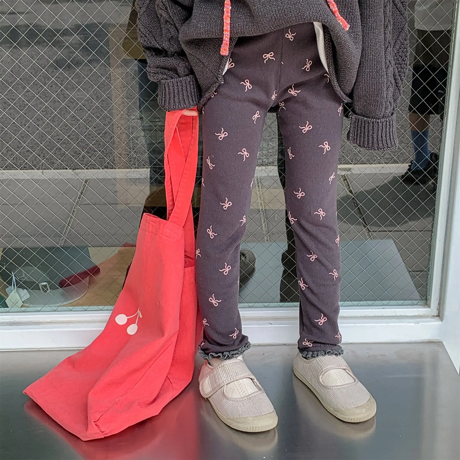 

Trendy Autumn Girls Leggings Bow Print Ruffled Cuffs Soft Stretch Toddler Pants Cute Kids Bottoms