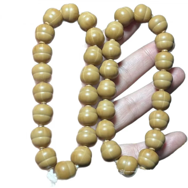 Full range of monkey gourd , woven bracelets,, Buddhist beads, fashion accessories, and spacer bea
