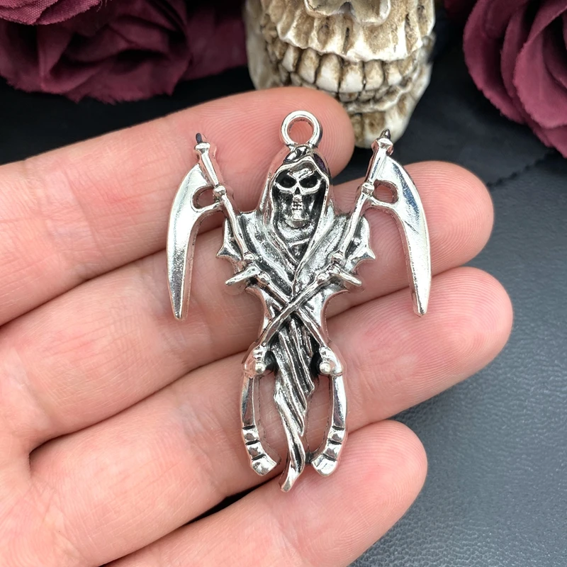 2 قطعة قاتمة الفضة العتيقة ريبر الموت الله الجمجمة المنجل السحر مصمم دلايات قلادة صالح صنع المجوهرات Findings بها بنفسك النتائج مجوهرات #5