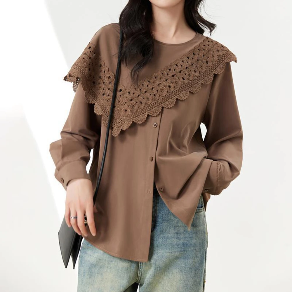 Spleißendes Hemd für Damen im Frühling und Herbst 2022, neues lockeres Design, Sinn für Mode, ausländischer Look, dünnes junges Langarm-Top