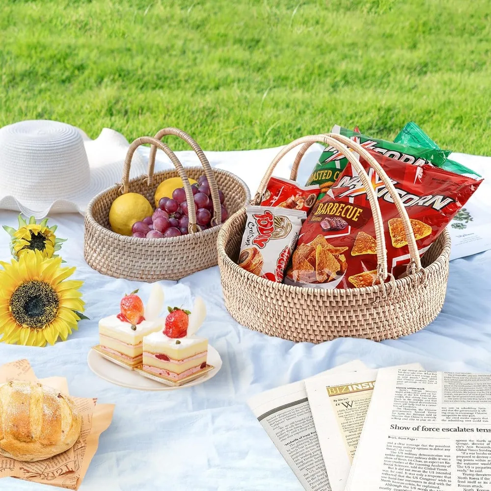 Rattan Picnic Basket with Handles, Round Wicker Gift Basket Hand-Woven Basket for Fruit