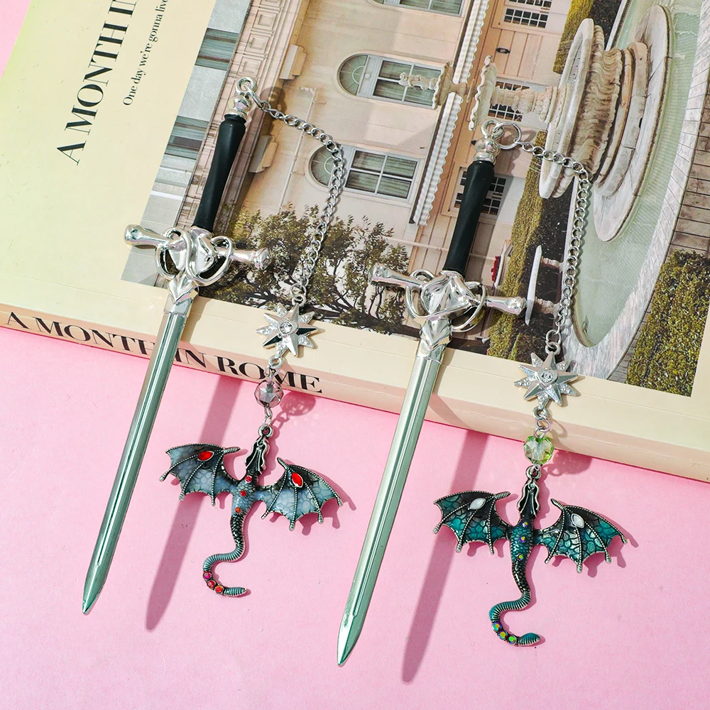 Gothic fourth winged sword pendant metal bookmark, diamond accessory, men's holiday gift, study supplies.