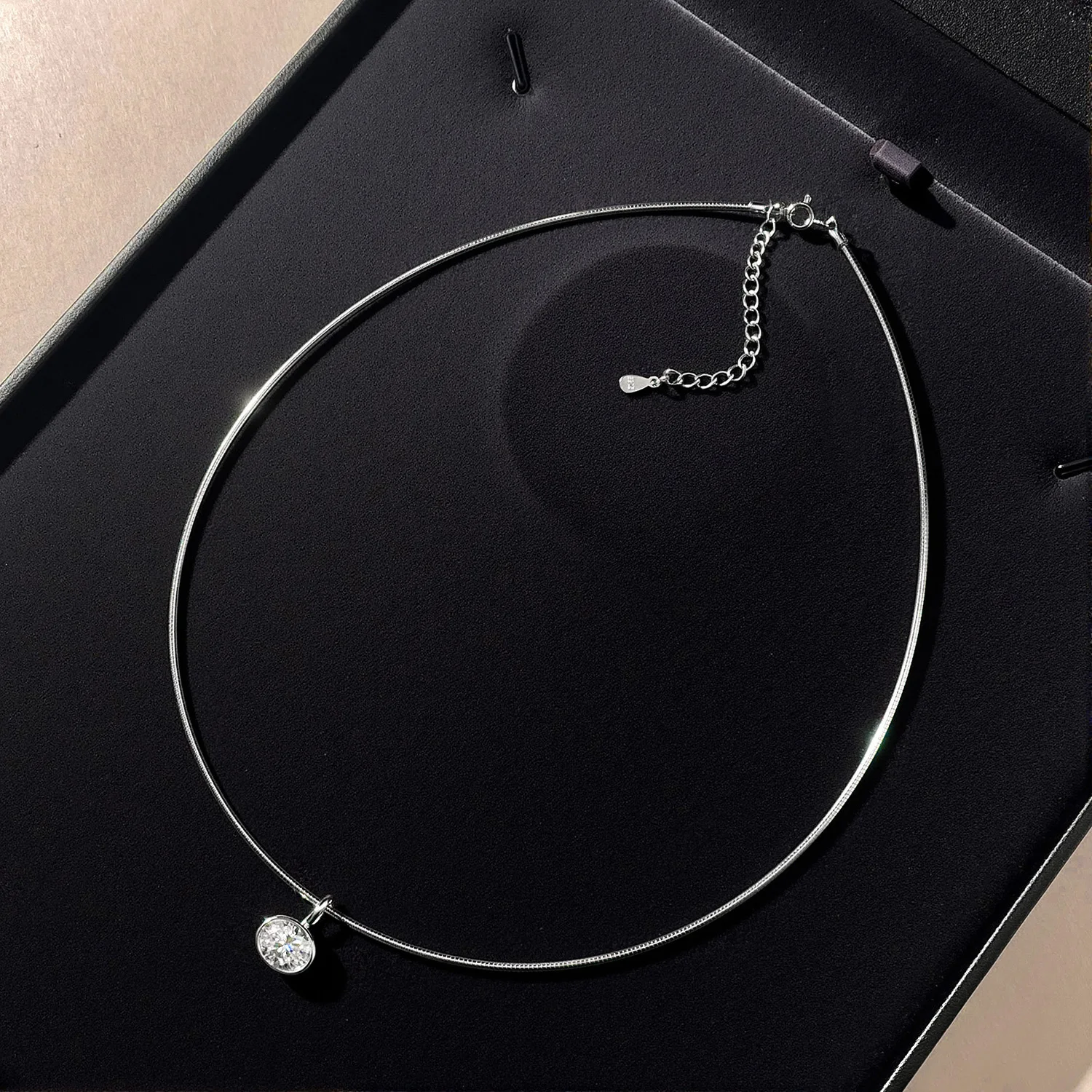 OEVAS 2-4CT Oost-West Ovaal Ge - Bezels Set Pendant recensie en prijs