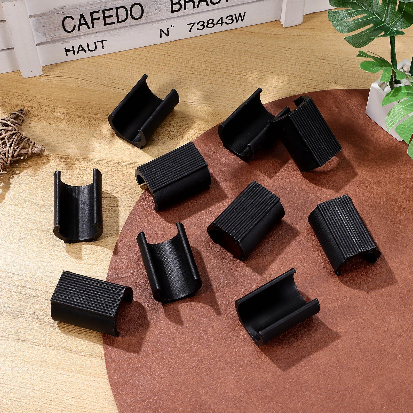 

25Pcs Anti Slip Pad U Shaped Chair Foot Cover Plastic Floor Protector for Furniture Tables Chairs Trampolines Noise Reduction