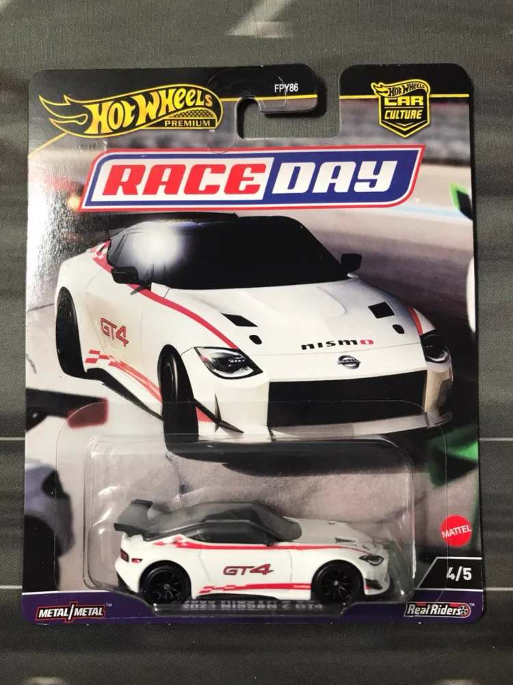 ホットウィール Fpy86 カーカルチャー - レースデー (D) ポルシェ BMW 日産 プレミアムダイキャストビークルモデルカー 誕生日 クリスマスギフト おもちゃ