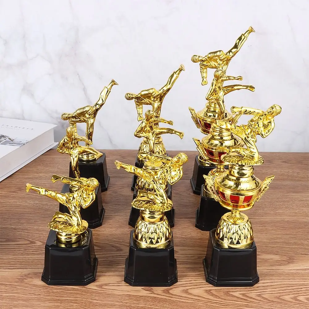 

Награды для боевых искусств, золотой трофей, пластиковая модель, Золотой человек, маленький приз, чашка, сувениры для рукоделия, соревнования по тхэквондо