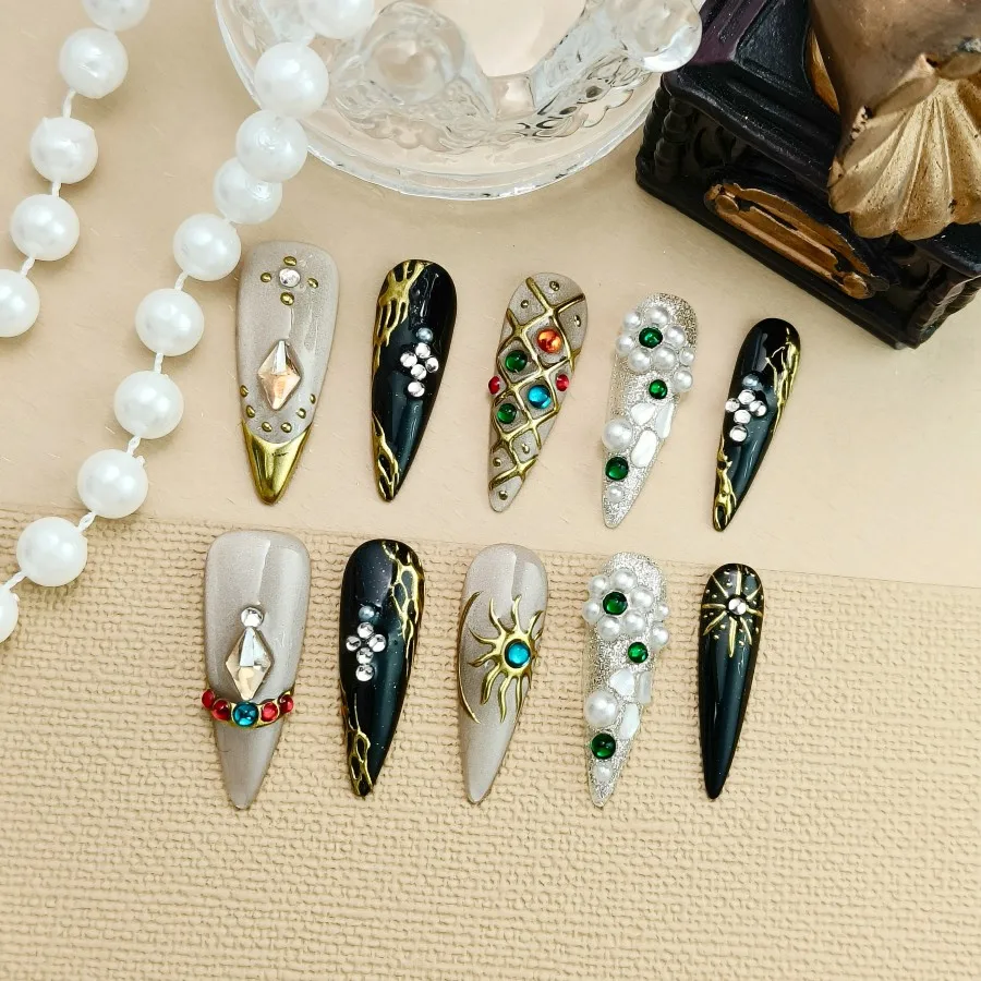 

10pcs Handmade Golden Press On Nails - luxury jewelry nail patch, artificial nails with gold, silver and black tones,.