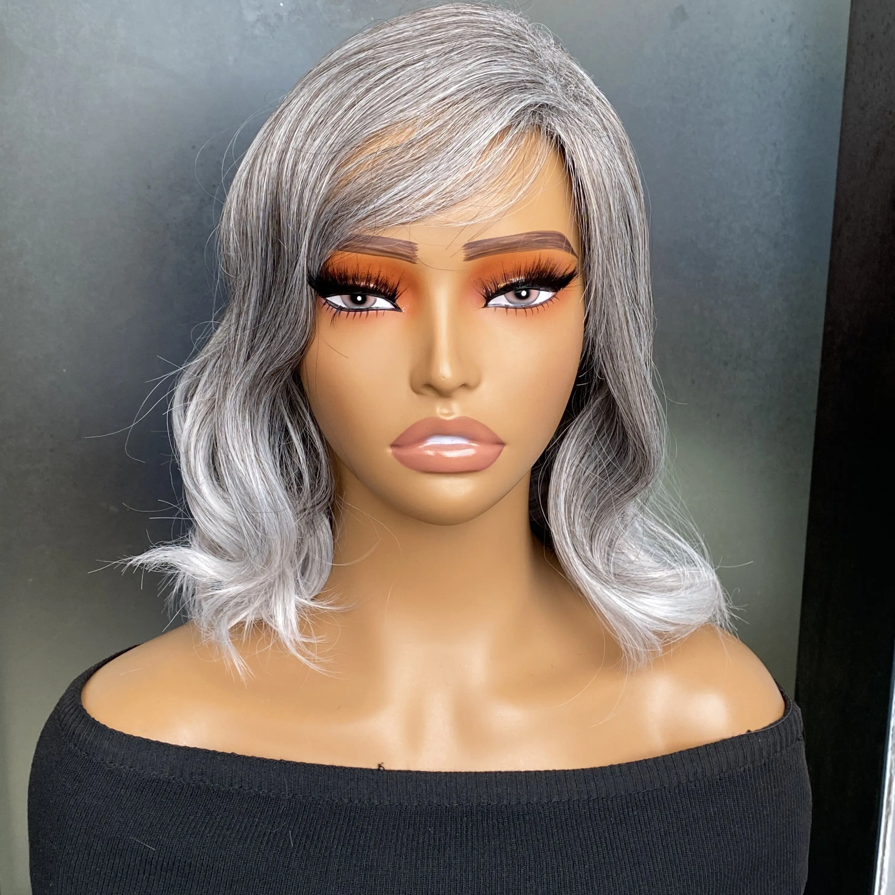 Synthetic Short White Silver Wigs for Women Ombre Grey Wavy Bob Wig Synthetic Hair for Women