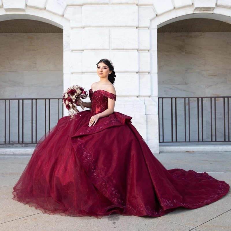 Vestidos De Quinceañera De princesa burdeos, hechos a medida, 2023 fuera del hombro, apliques De cuentas De cristal, corsé De 15 años