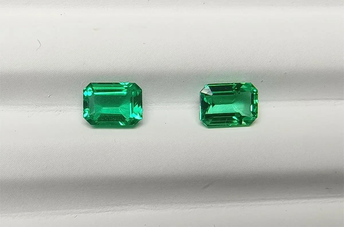Laborgezüchtete Kolumbianische Smaragde Größe 6x8mm Hydrothermaler Smaragd Handgeschliffen Mit Rissen und Einschlüssen Innen Wählbar mit AGL-Zertifikat – Detail 14