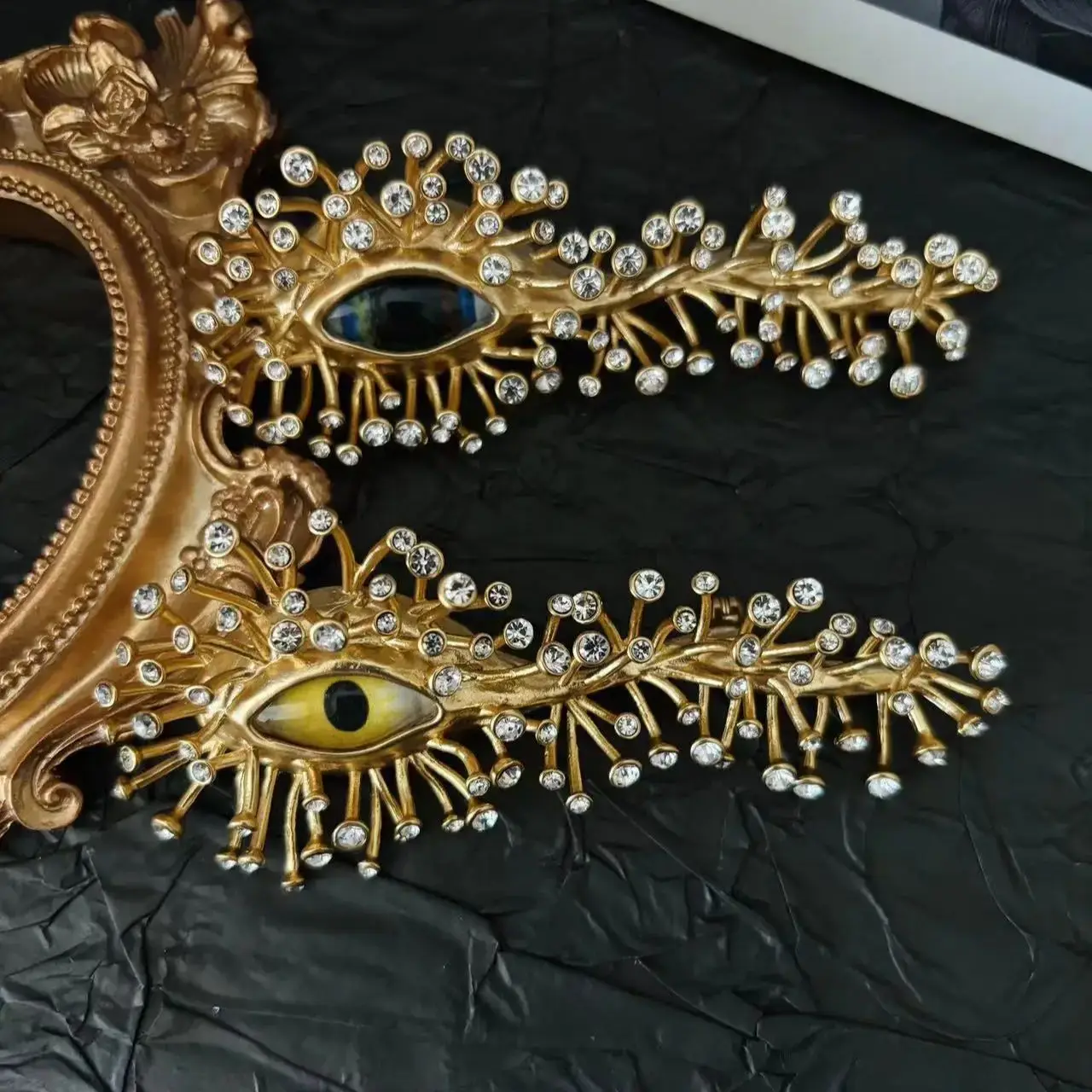 

Schiapa style full diamond Devil's Eye women's brooch