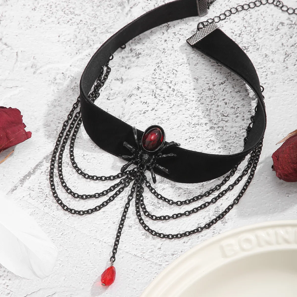 Gothic Red Crystal Spider Pendant Necklace Rings for Women Black Multilayer Tassel Clavicle Chain Blood Choker Fashion Jewelry