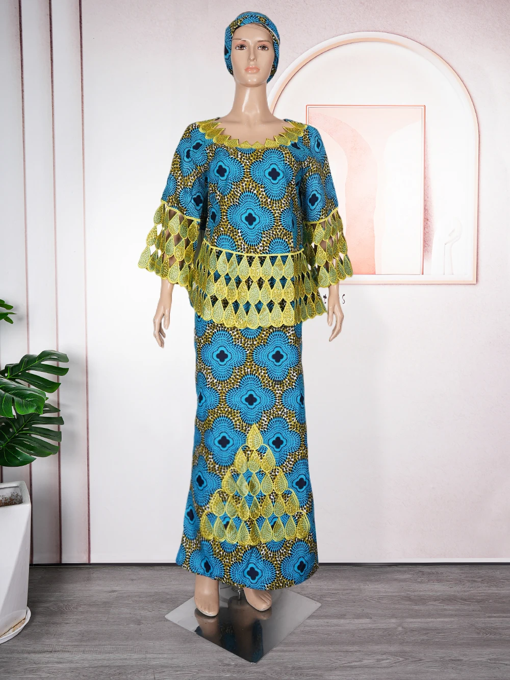 Plus Size African Clothes for Women 2024 New Dashiki Ankara Embroidery Bazin Riche Design Wedding Party Dresses with Headscarf