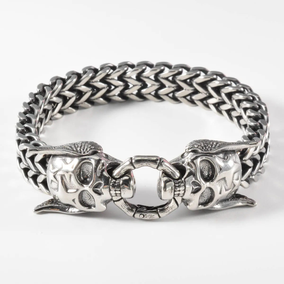 

Hip-hop Snake Woven Stainless Steel Bracelet Rock Terror Style Skull Wrist Bracelet Chain Men Halloween For Friends Gifts