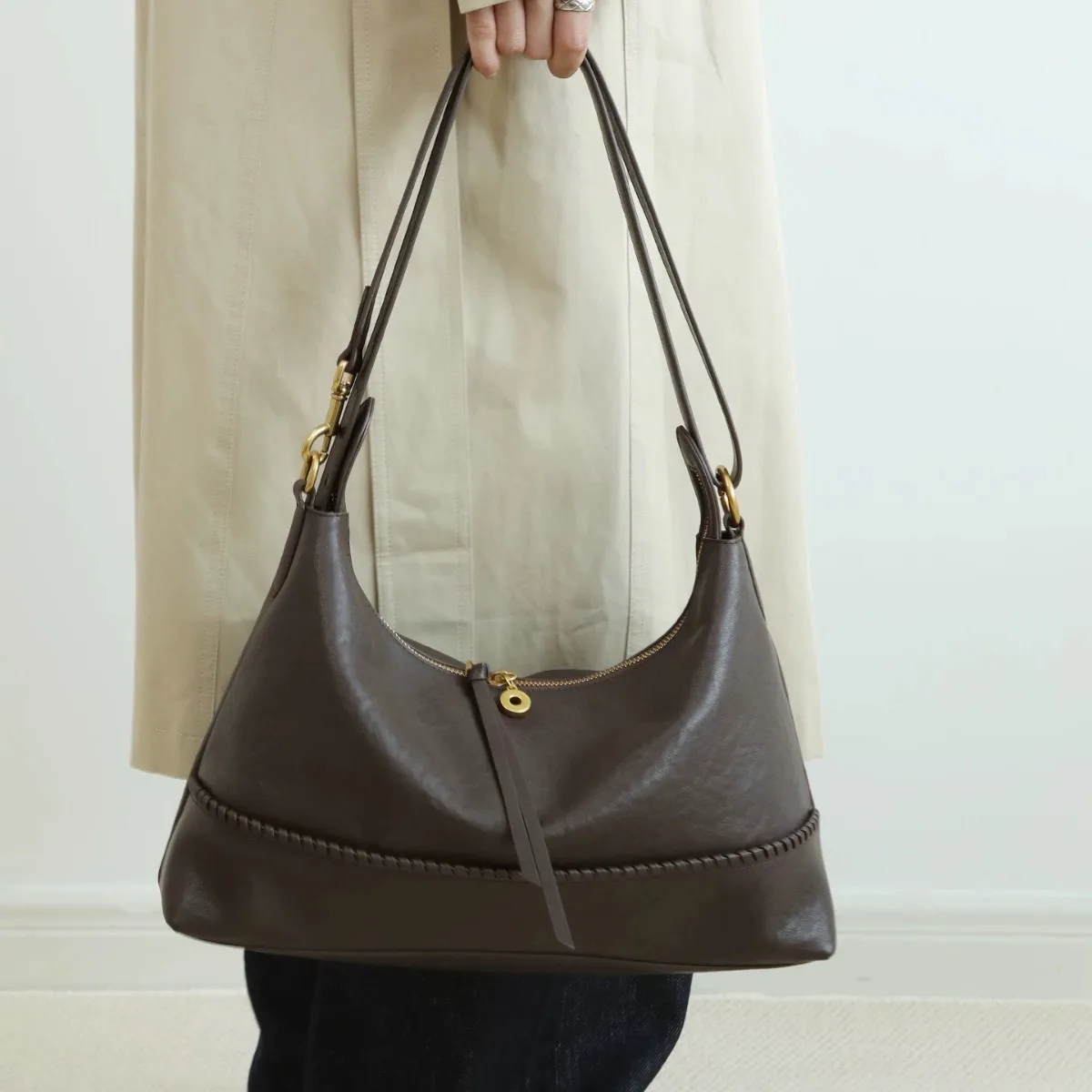 

Simple Korean Version Lace-up Design Fashion Handbag Versatile Genuine Leather Shoulder Bag Top-grain Leather Retro Women Bag