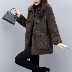 Korean Version of the New Young and Fashionable Style Overcomes the Trend of Women's Coats Lamb Wool Coats and Women's Fashion