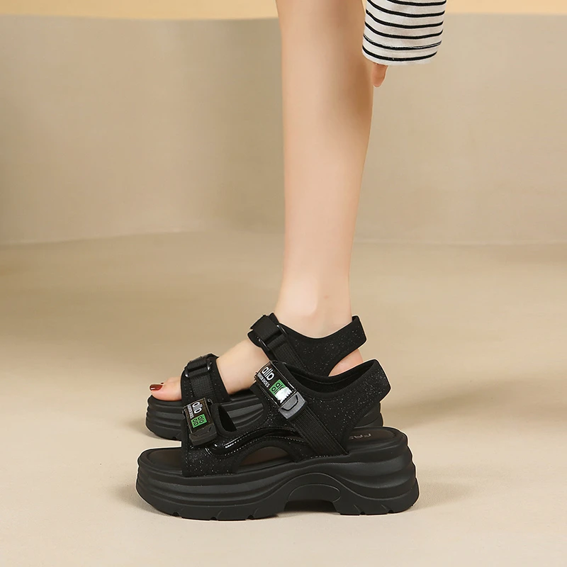 

Sports Sponge Cake Thick Soled Sandals for Women, 2026 Summer New Versatile Magic Soft Soled High Aesthetic Casual Beach Shoes