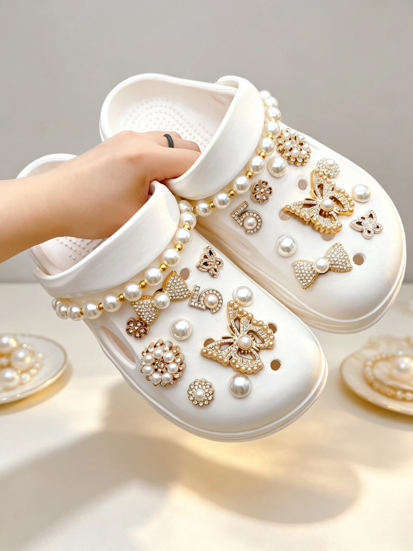 22-piece shoe decoration DIY casual shoe decoration - An interesting and versatile way to personalize your footwear