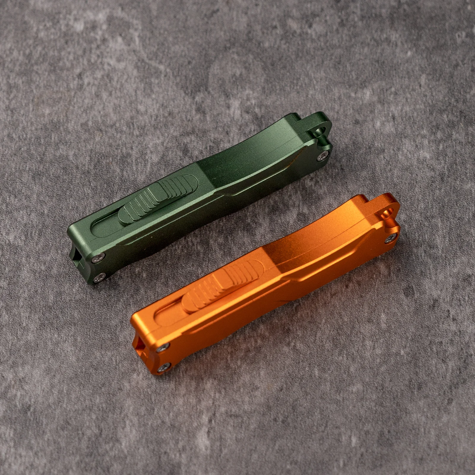 Green，High-quality, versatile, portable handle tool (blades not included; compatible with No. 11 blades), CNC-machined