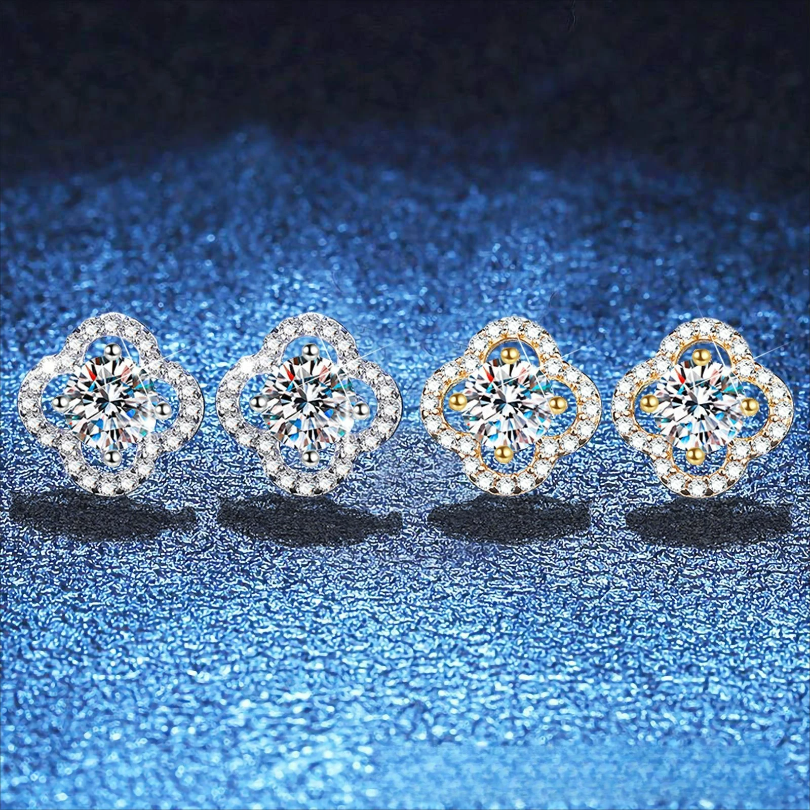 

Platinum PT950 18K GoldLightweight Luxury Clover Moissanite Earrings D Color 0.5 Carat Lightweight Luxury PersonalizedMoissanite