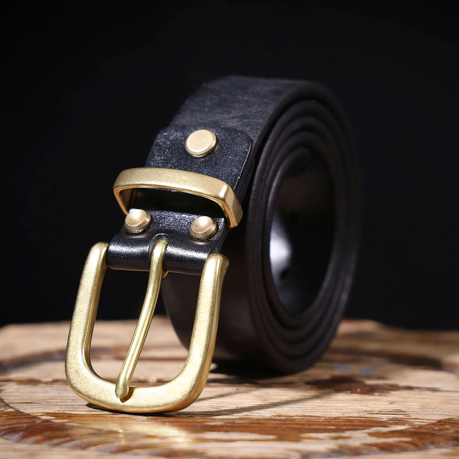 S.WORKER Klassischer dicker Herrengürtel aus echtem Leder, Messing-Dornschließe, vollnarbiges Rindsleder, Vintage-Freizeitgürtel für Jeans, mit Geschenkbox – Detail 21