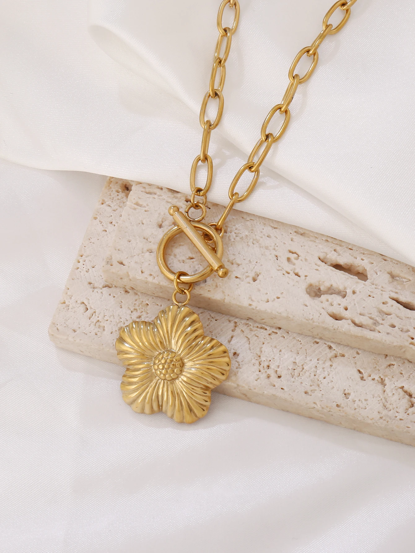 Collar con colgante de flor grande de acero inoxidable 316L para mujer, collares de cadena con dije de flor exagerada, regalos de joyería de fiesta para mujer