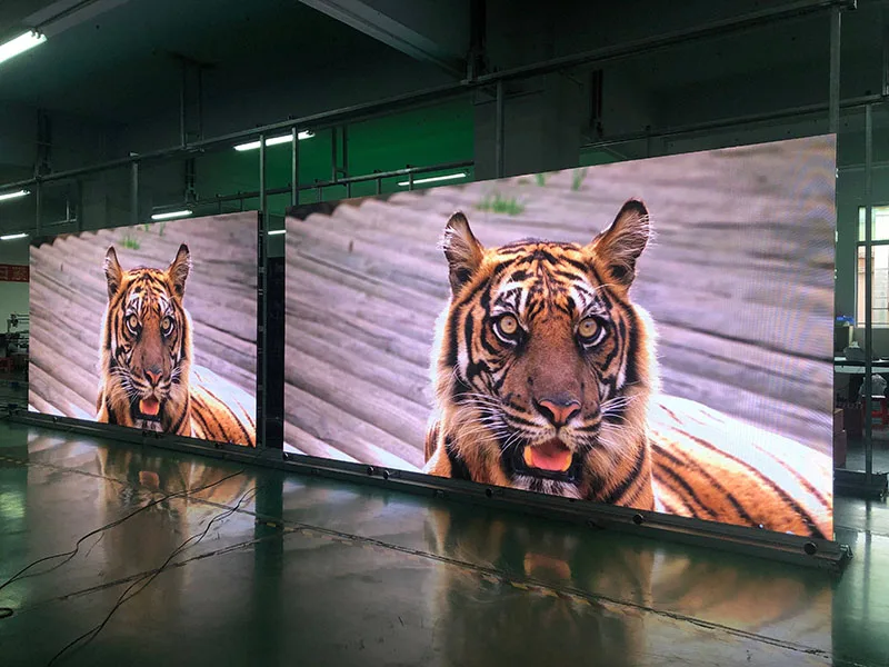 Wide Viewing Angle Indoor Fixed LED Screen P2.5 P3 P4 Advertising LED Display for Airport Station