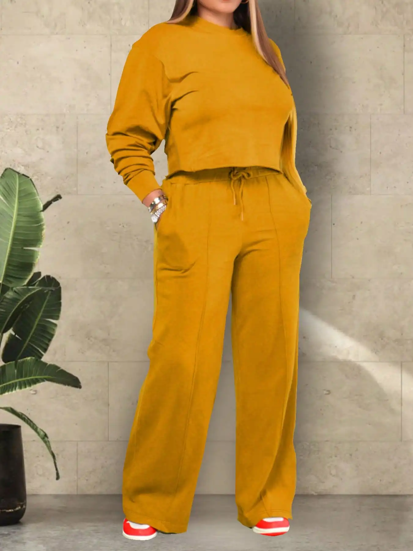 

Желтый комплект для отдыха из двух предметов с завязками на талии и длинными рукавами для повседневной носки