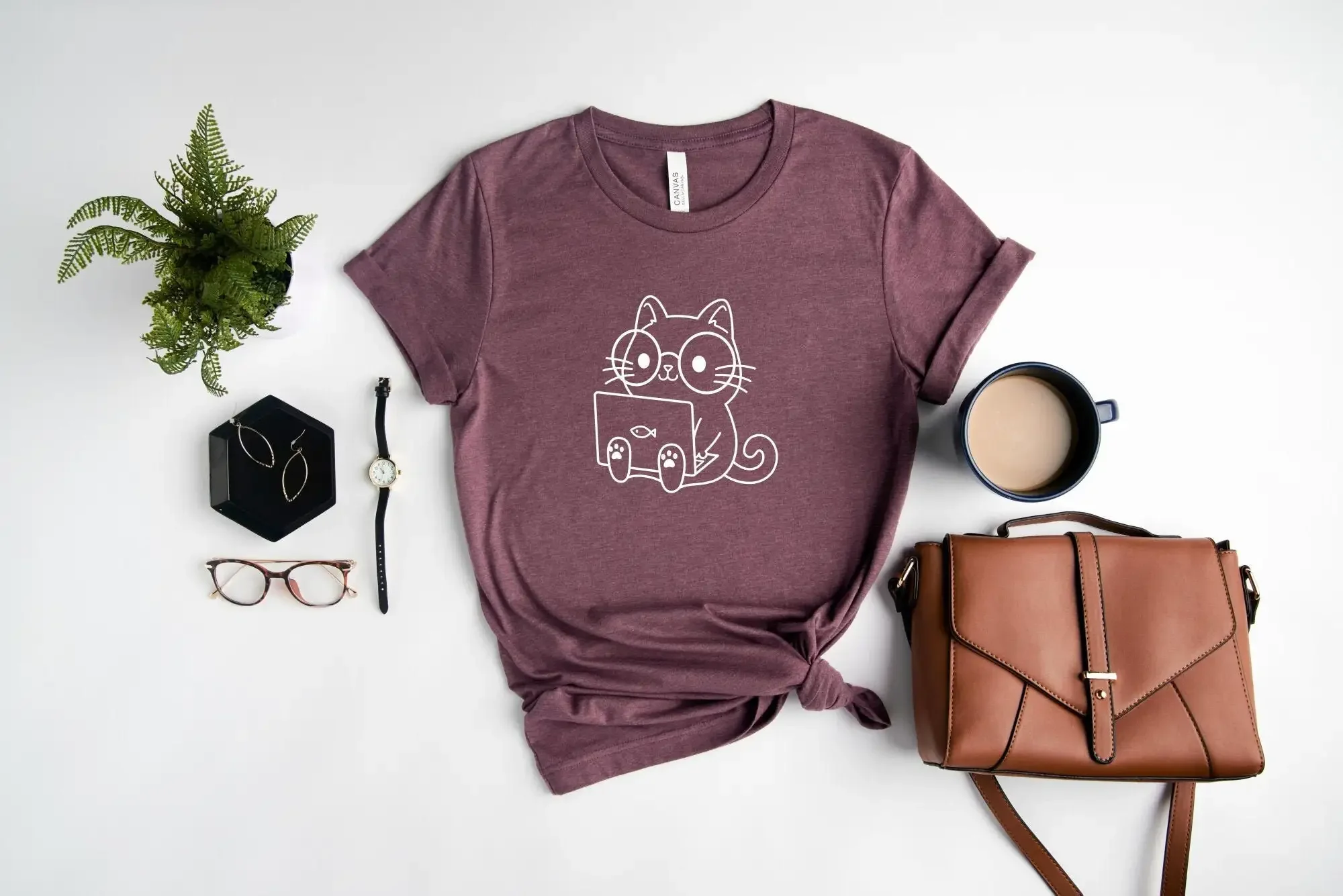 H006 Just One More Chapter T Shirt Book Lover Blogger Funny Reading Cat Reader