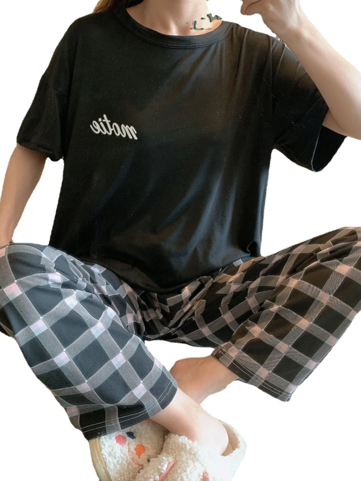 

Women's Casual Plaid Pajama Set Simple Sle Spwear Long Pants ort Sve round Ne Pullover Thin Fabric Spring Summer