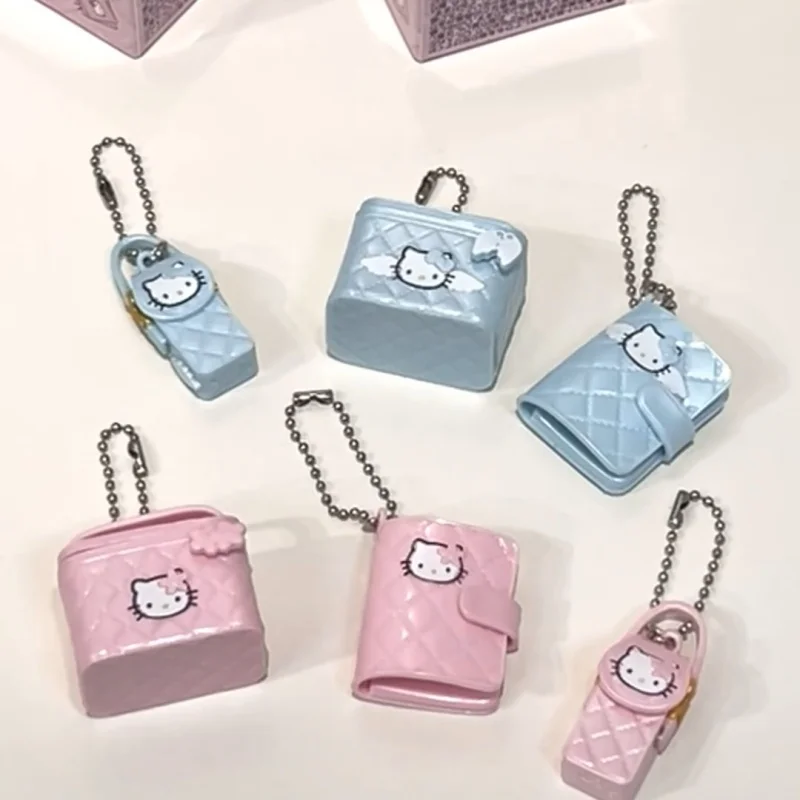 Sanrio Hello Kitty กระเป๋าจี้ Twisted Egg กล่องตาบอดอินเทรนด์เล่นเครื่องประดับ Periphery สีชมพูกระเป๋าของเล่นของขวัญวันเกิดหญิง