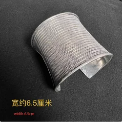 Anillo de brazo de pulsera de plata hmong tallado de industria pesada de estilo étnico