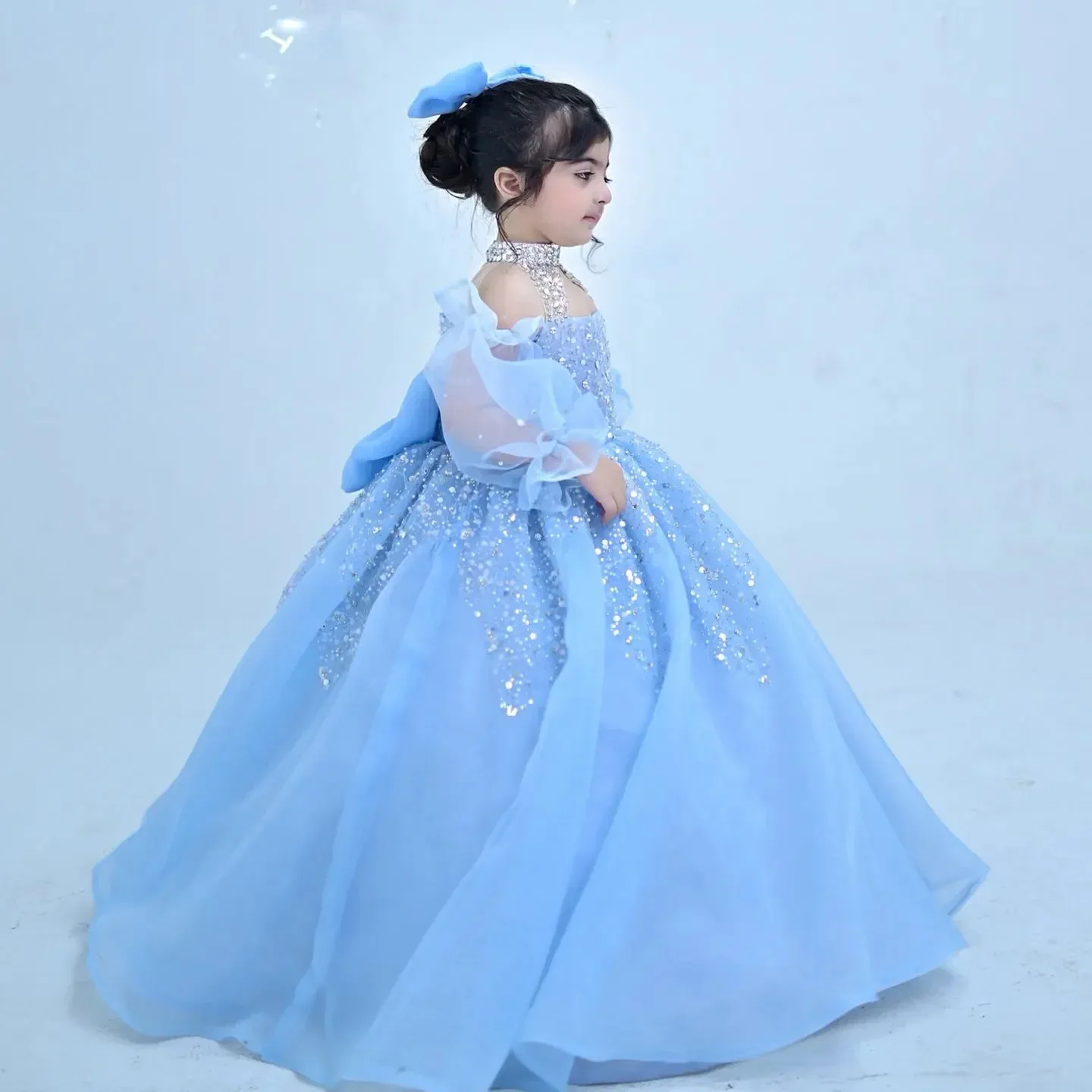 robe-de-demoiselle-d'honneur-bleue-personnalisee-avec-des-perles-scintillantes-robe-de-mariee-pour-le-premier-noel-et-robe-de-princesse-pour-les-fetes-d'enfants
