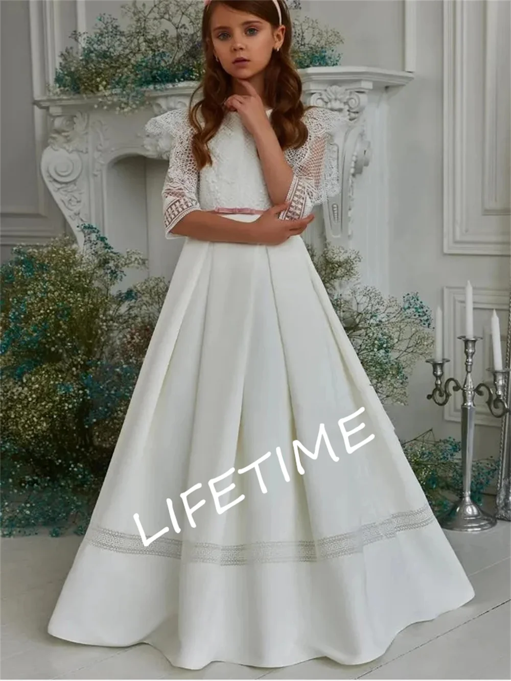 Bianco a-line nastro mezza manica solido o-collo ragazza fiore ragazza abiti Princes Ball Gown prima comunione Prom Fashion 2023