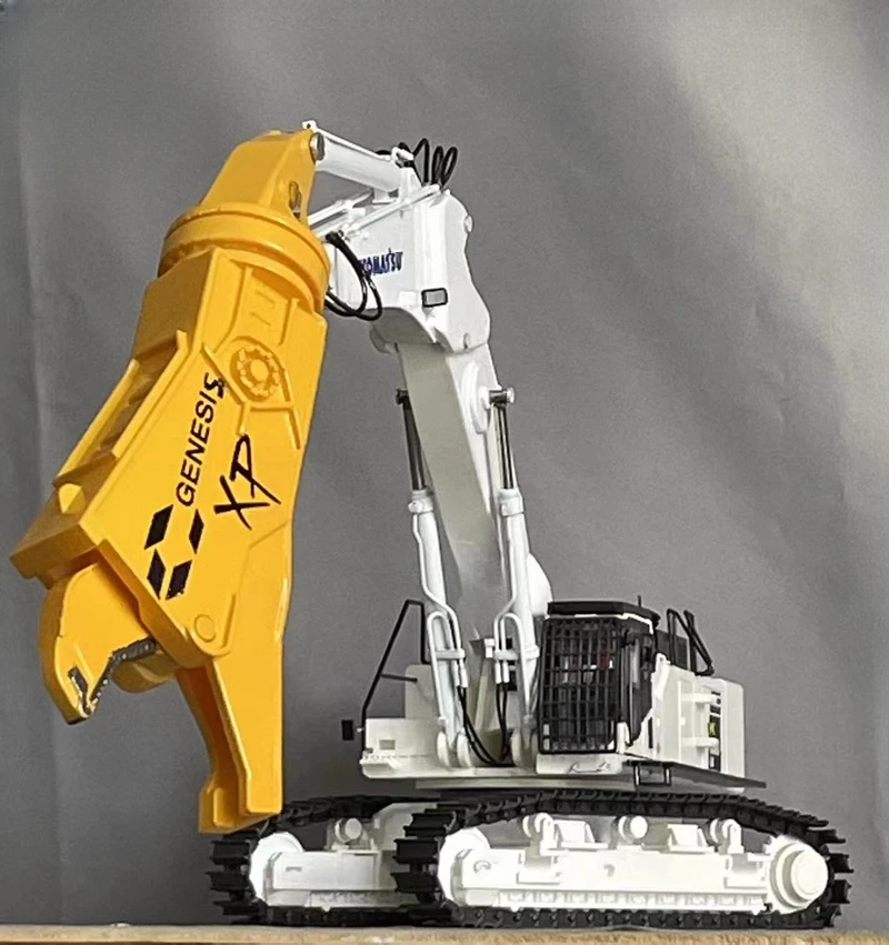 

Commemorative KOMATSU PC800LC-8 Komatsu excavator full-door alloy engineering vehicle model 1:50